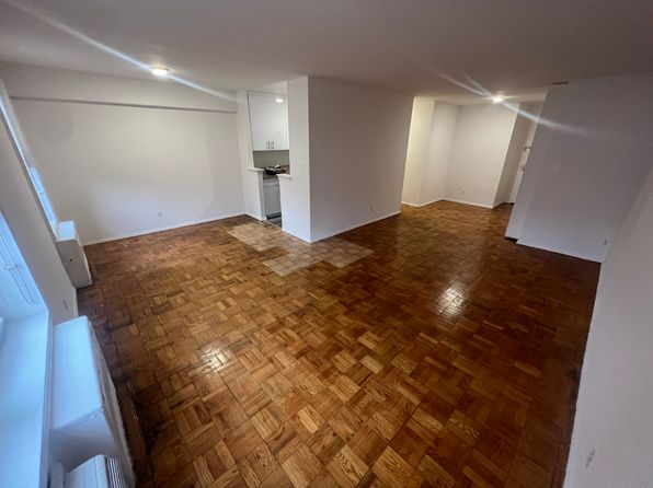 14307 Sanford Ave APT 4F