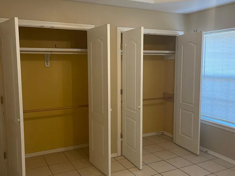 3110 Carson St #4 — Photo 8