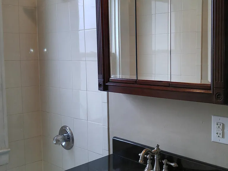 2115 James St #2 — Photo 5