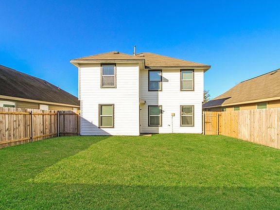 5th image of 5718 Kyle Cove Dr