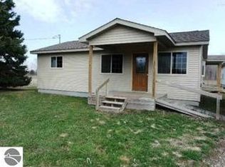 2777 School Rd, Alger, MI 48610