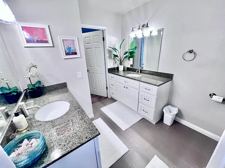 753 Val Sereno Dr — Photo 90