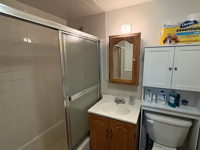 525 Beacon St #6 — Photo 6