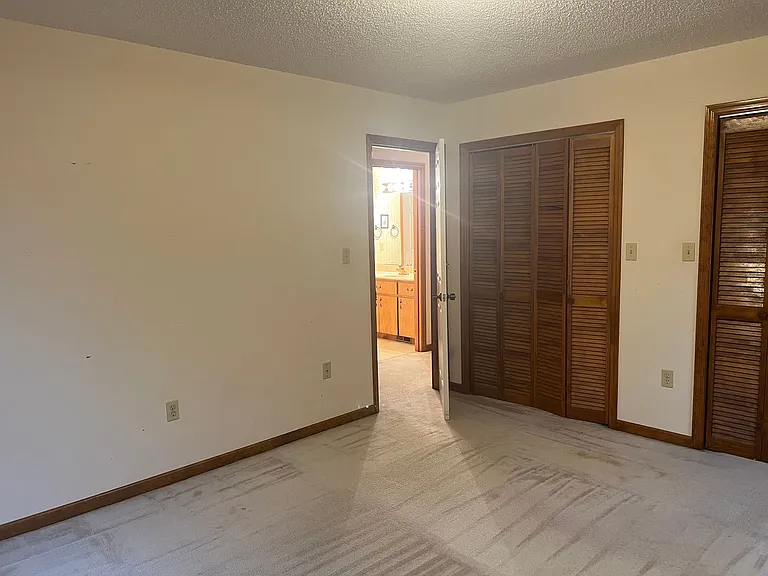 178 Woodard Rd — Photo 31