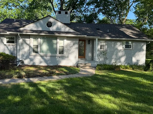 30475 Birchway Dr — Photo 2