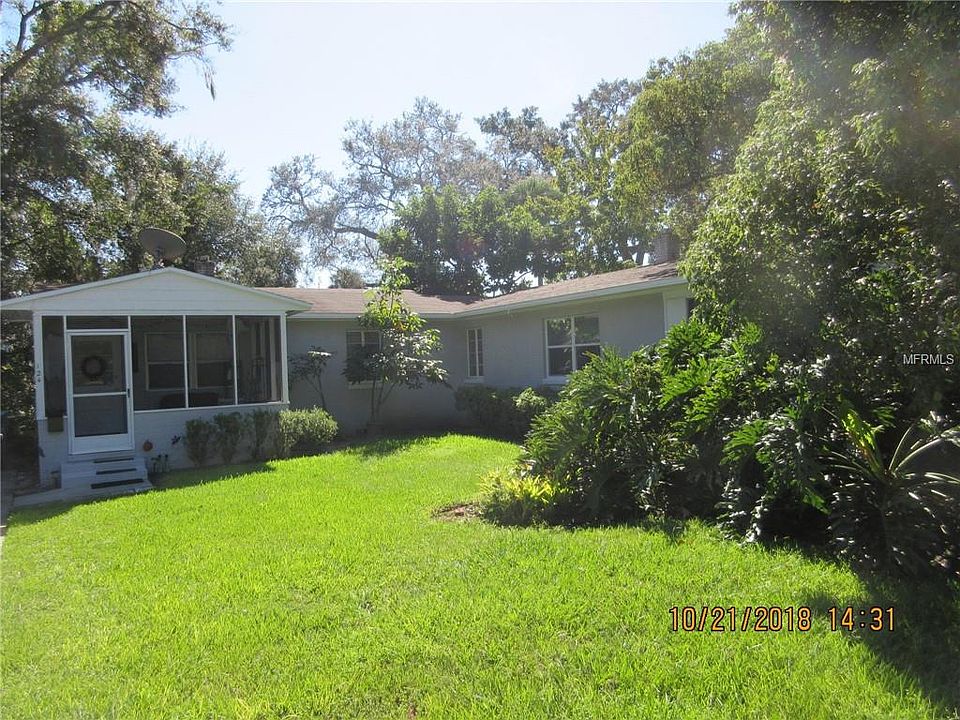 1st image of 122 Park Lake St