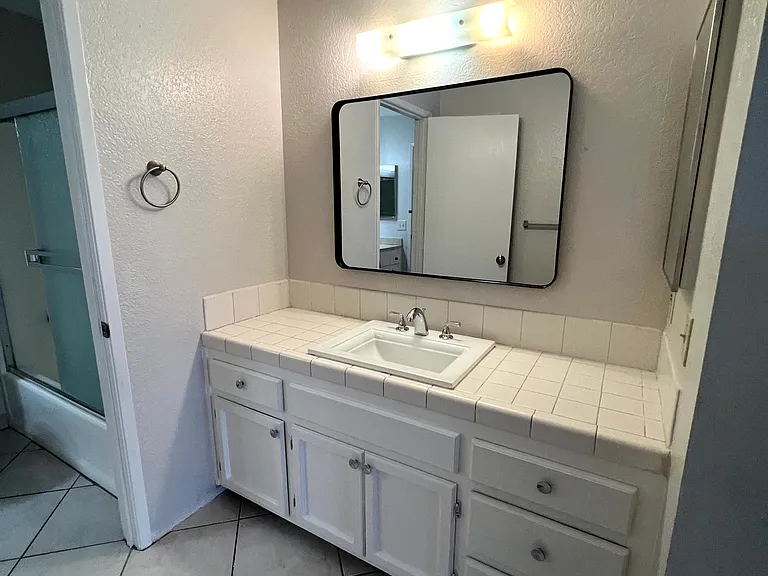 3160 Andre Ln — Photo 3