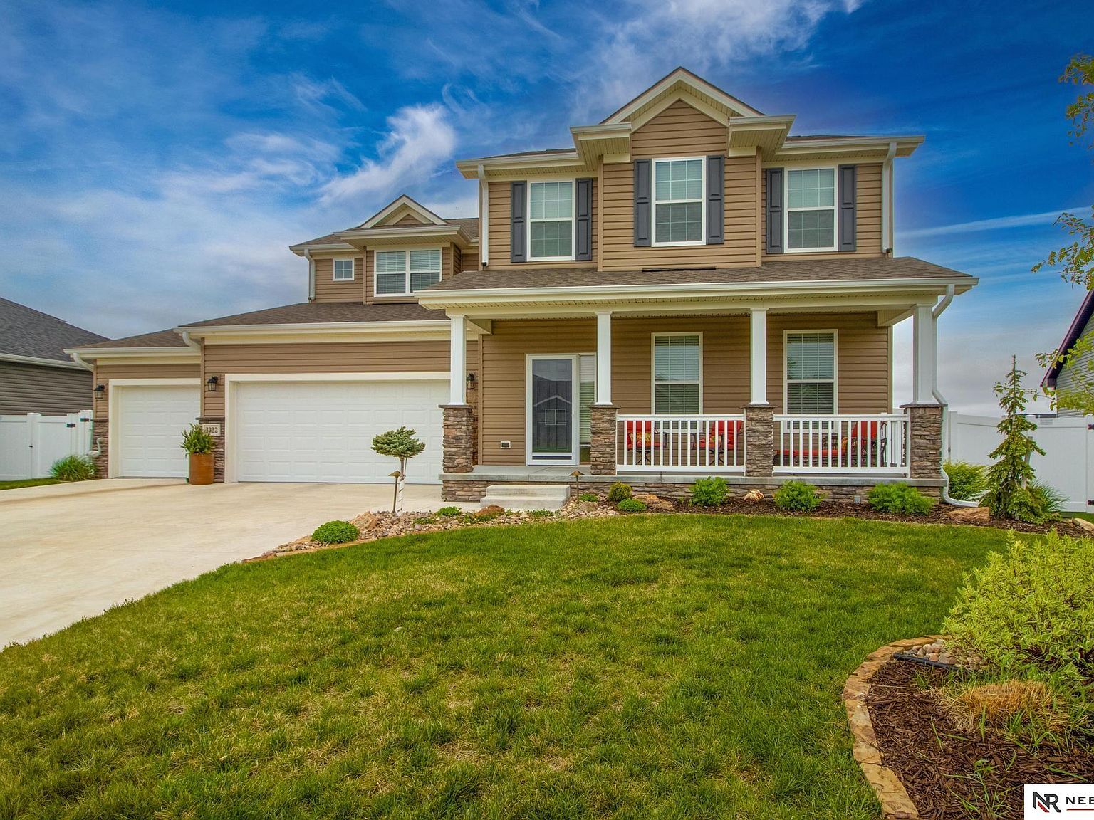 house リスト ② 3322 N 92nd St, Lincoln, NE 68507 | Zillow