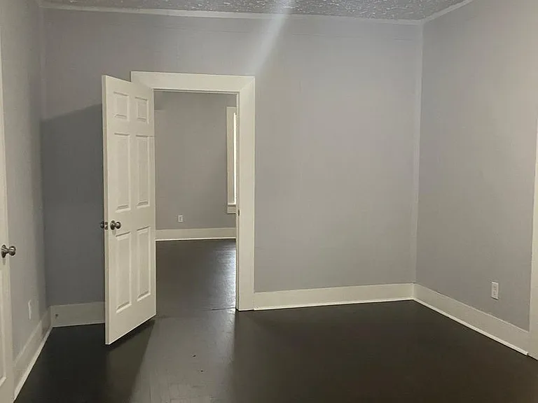 2380 Liberty St — Photo 18