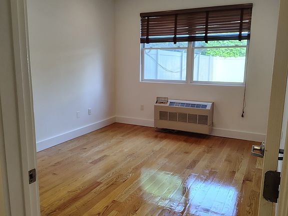 5th image of 338 Eldert St APT 1A