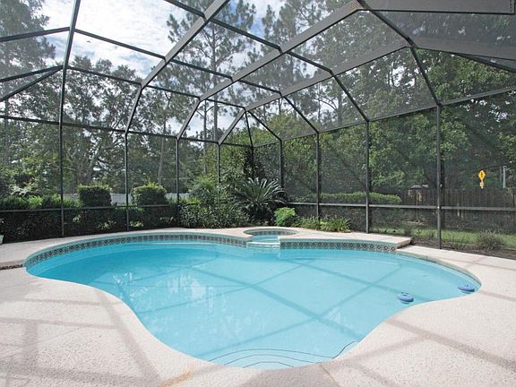 4th image of 105 Teaberry Pl