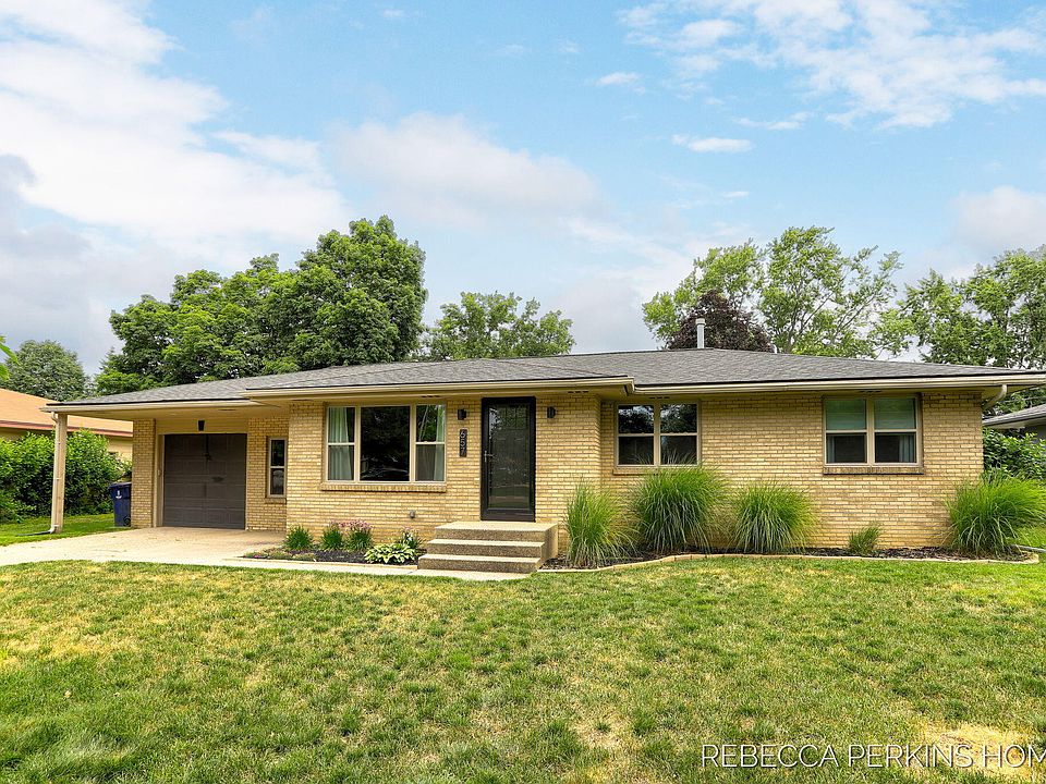 657 E 13th St, Holland, MI 49423 | Zillow