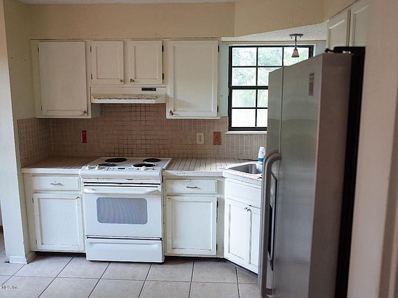 2nd image of 14158 Pleasant Point Ln