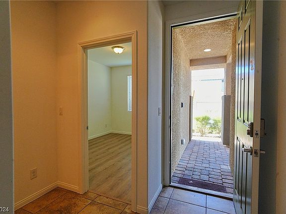 5th image of 5808 Beluga Bay St