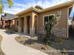 2457 N Ashgrove Ln, Boise, ID 83703