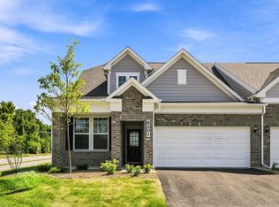 6201 Links Dr #24001, Woodridge, IL 60517