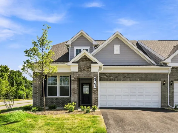 6201 Links Dr #24001, Woodridge, IL 60517