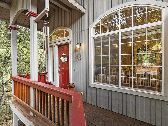 2nd image of 19043 Lizzie Ln