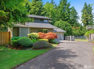 2711 Grampin Ct SE, Olympia, WA 98501