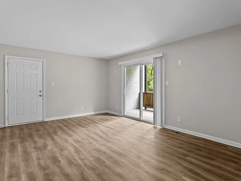 Donovan Place Apartments — Photo 8