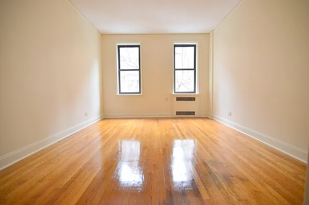 Rented by MNS | media 30