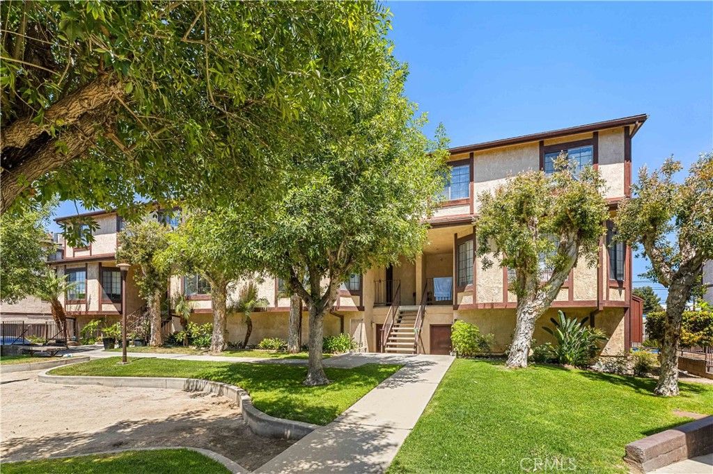 515 W Gardena Blvd Unit 27, Gardena, CA - View 2