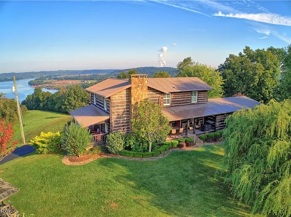 470 New Haven Rd, Mount Alto, WV 25264