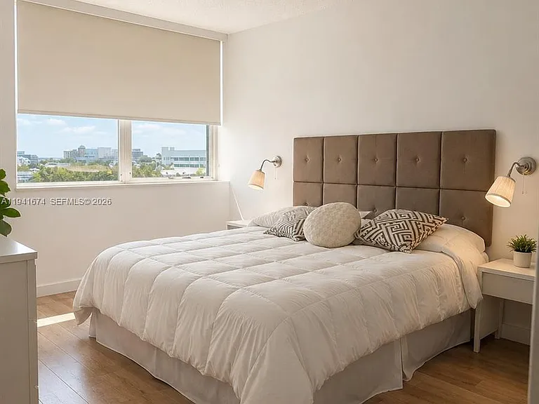650 West Ave #810 — Photo 16