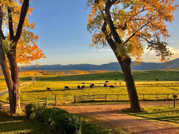 1093 Beckton Rd, Sheridan, WY 82801