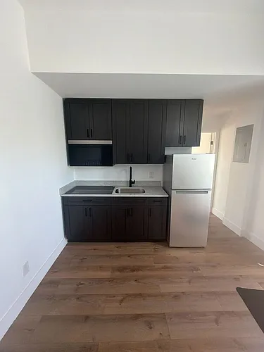 Floor plan B