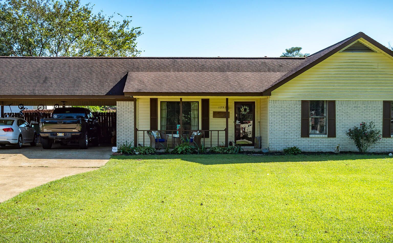 123 College St, Nettleton, MS 38858 | Zillow