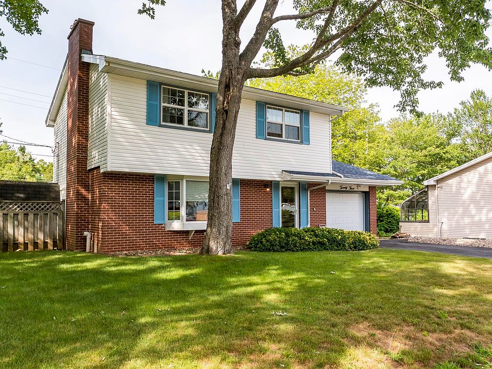 1st image of 23 Kingsmere Ct