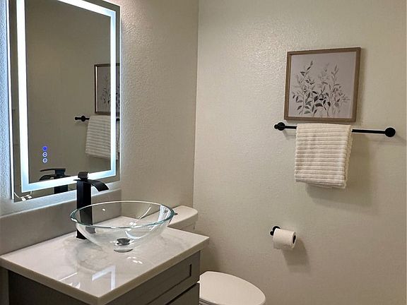 5th image of 3050 La Paz Ln Unit C