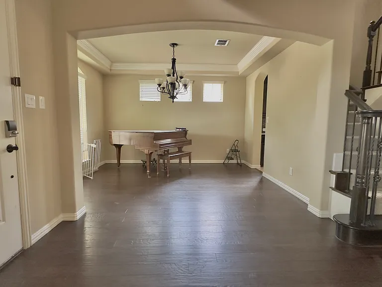 Entrance and Formal dining