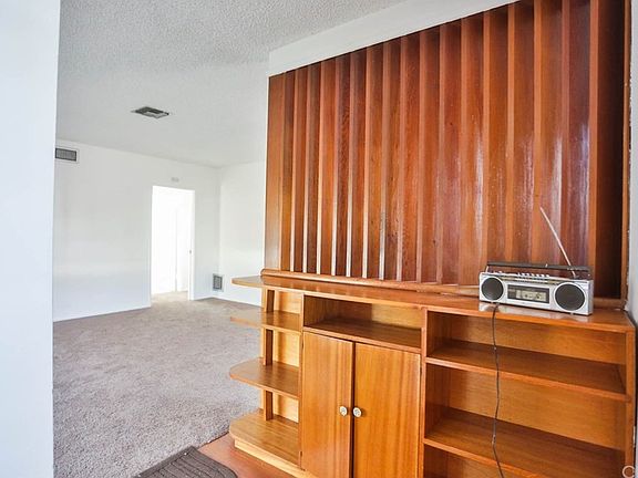 5th image of 4538 N Mountain View Ave