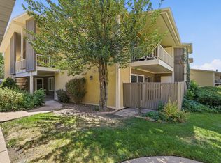 327 Peach Ln, Bountiful, UT 84010