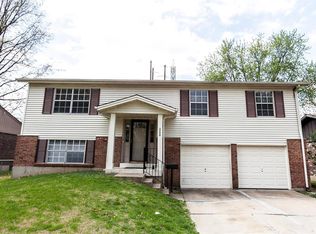 2266 Foggy Bottom Dr, Florissant, MO
