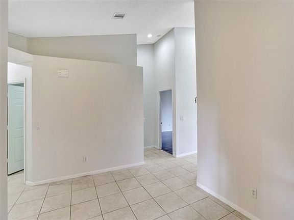 4th image of 274 Coral Trace Ln #274