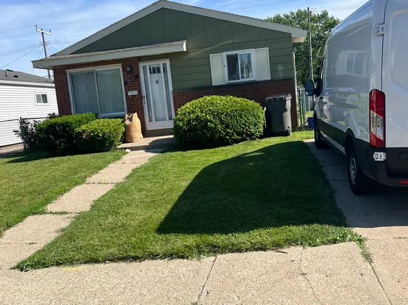 20134 Abrahm St, Clinton Township, MI 48035