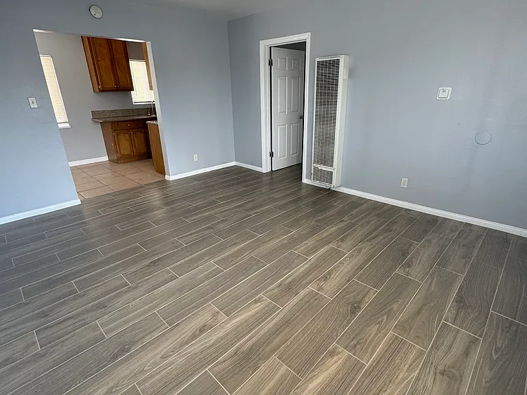 6708 Woodward Ave #D — Photo 2