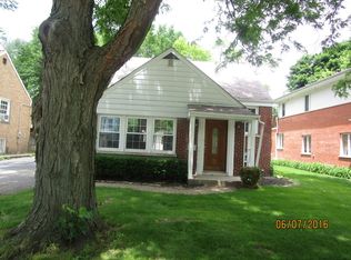 2022 Illinois Rd, Northbrook, IL 60062