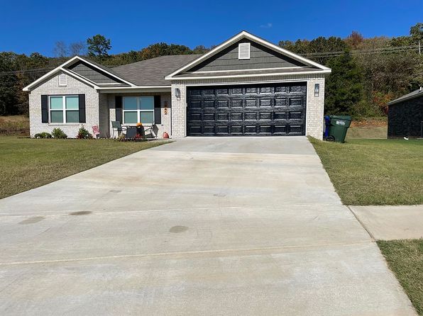 1040 Gallery Dr