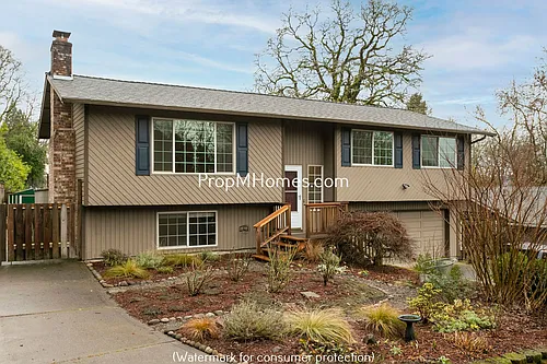 16524 SE Gordon St Photo 1