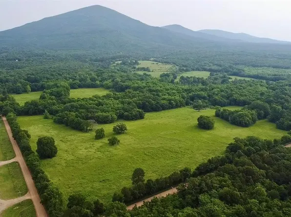 68 Old Monroe Hwy, Howe, OK 74940