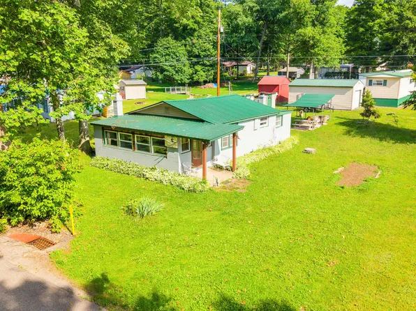 1384 Elk Grove Rd, Benton, PA 17814