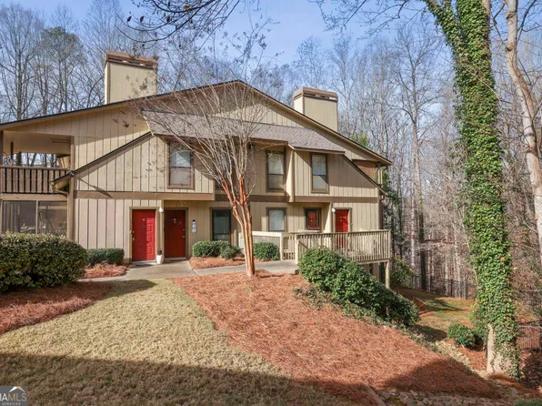 1310 Woodcliff Dr, Sandy Springs, GA 30350