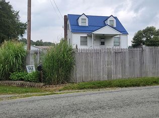 709 Brinkerton Rd, Greensburg, PA 15601