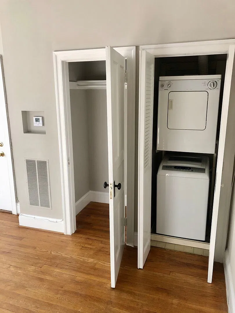 1755 Church St NW — Photo 3