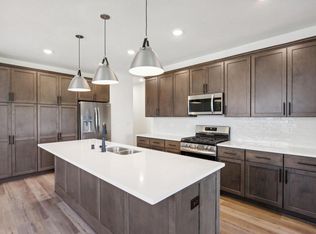 508 Hickory Hollow Rd #202, Waterford, WI 53185