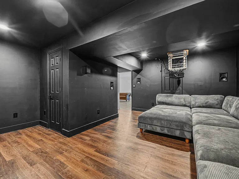 269 Lily Ridge Dr — Photo 32